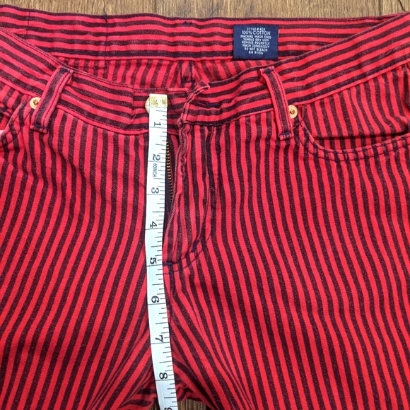 Nine Planet Vintage Y2K low rise flared red and black pinstripe jeans size 9 - Picture 5 of 9
